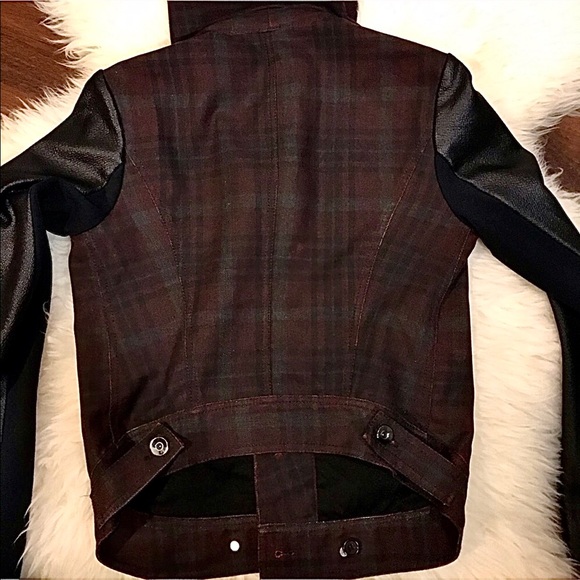 BCBGMAXAZRIA Jacket - Picture 2 of 7